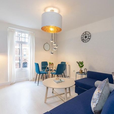 Stunning 2 Bedrooms Apartment Next Door To Selfridges And Oxford Street ลอนดอน ภายนอก รูปภาพ