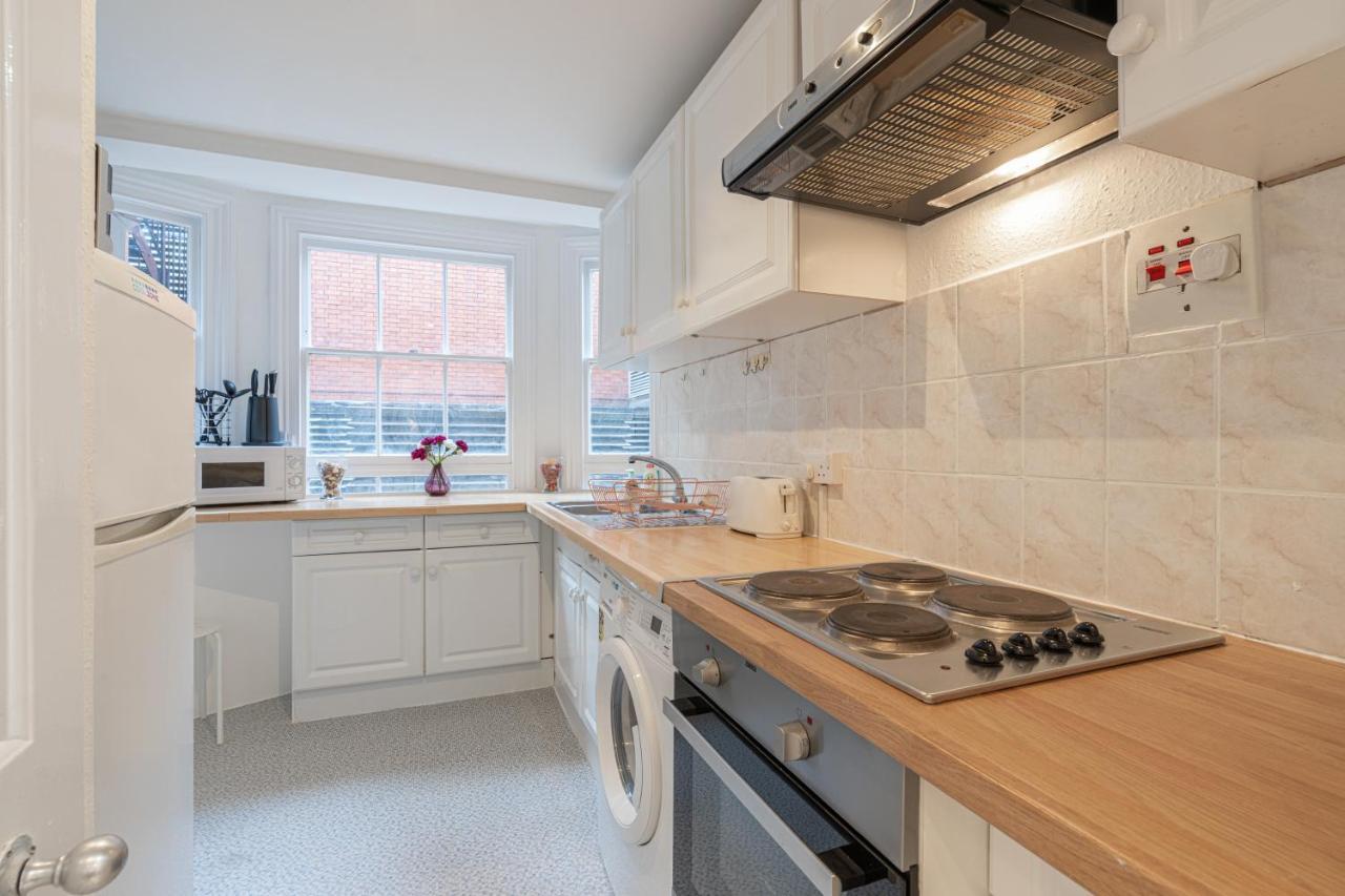 Stunning 2 Bedrooms Apartment Next Door To Selfridges And Oxford Street ลอนดอน ภายนอก รูปภาพ