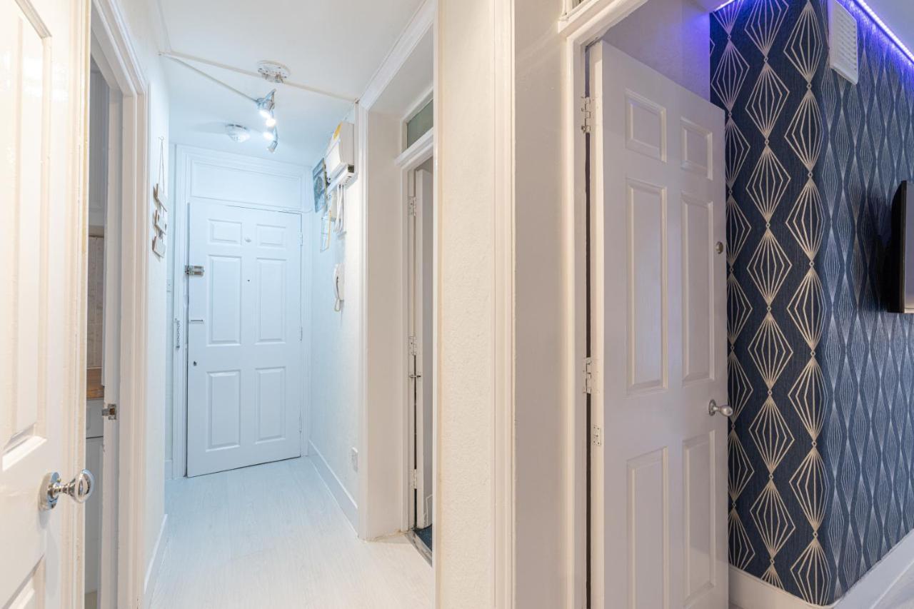 Stunning 2 Bedrooms Apartment Next Door To Selfridges And Oxford Street ลอนดอน ภายนอก รูปภาพ